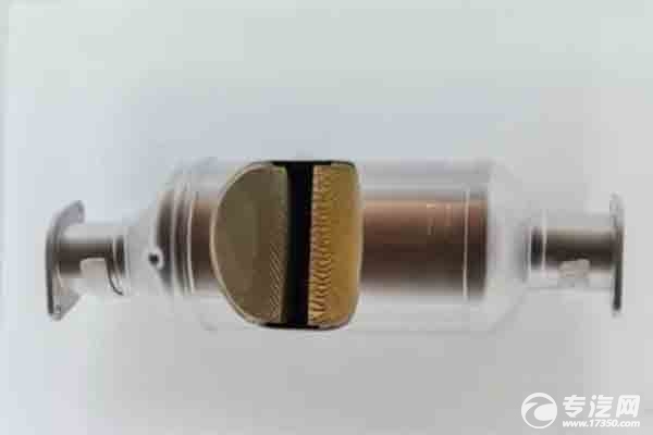 國六專用車上是不是都裝有顆粒捕捉器？